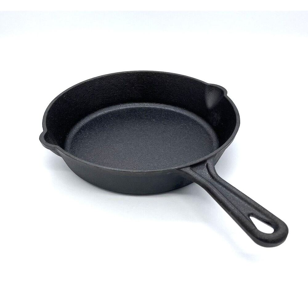 Cast Iron Ozark Trail 8" Skillet
